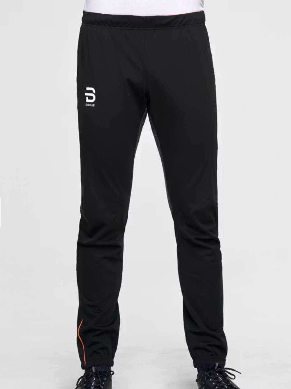 Daehli Men's Black Performance merino wool Joggers with Slim Fit